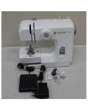 SALE OUT. Singer M1005 Sewing Machine, White | Singer | Sewing Machine | M1005 | Number of stitches 11 | Number of buttonholes 1 | White | REFUEBISHED